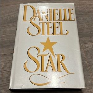 ⭐️3 for $15⭐️ Hardcover | Star by Danielle Steel